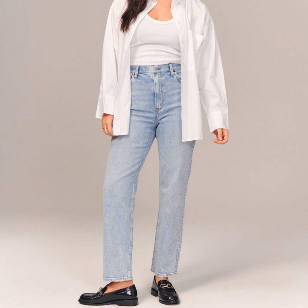 Abercrombie & Fitch The Ankle Straight Ultra High Rise Jean - Curve Love LONG